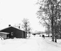 Hösten 1967 Persgatan 2 mot söder. Huset byggdes 1959 av advokat Håkan Gustafsson