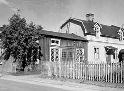 1951-53. Gårdshus med smeden Johanssons verkstad