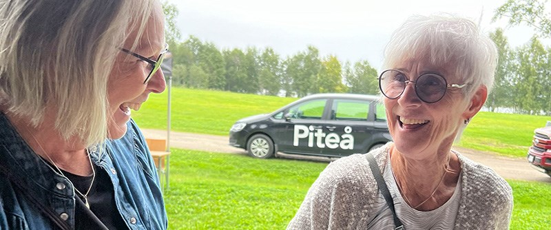 Undersköterskorna Marie och Viola har trivts bra med sina vikariat i sommar.