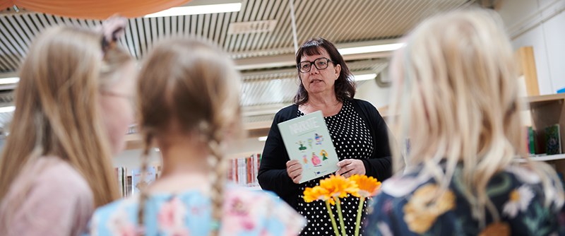 Rektor Gitte Franzén inledde boksläppet med ett kort tal. 