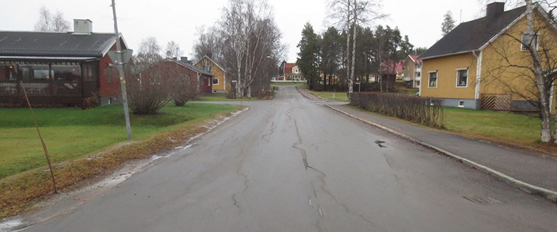 Gata och VA-byggs om på Durrnäsvägen, mellan Ringiusvägen och Strömnasgatan.